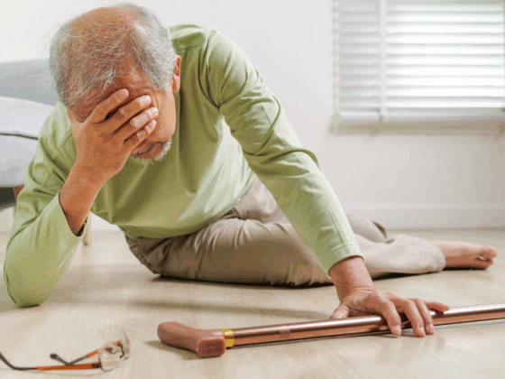 Bezpieczeństwo seniorów w domu – jak realnie zmniejszyć ryzyko upadków